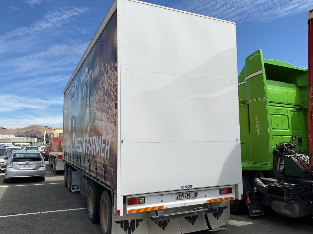 Photo '3' of TMC 4H 2565 Curtainsider Full