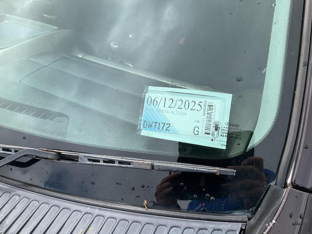 Photo '8' of Toyota Altezza Photo '8' of Toyota Altezza