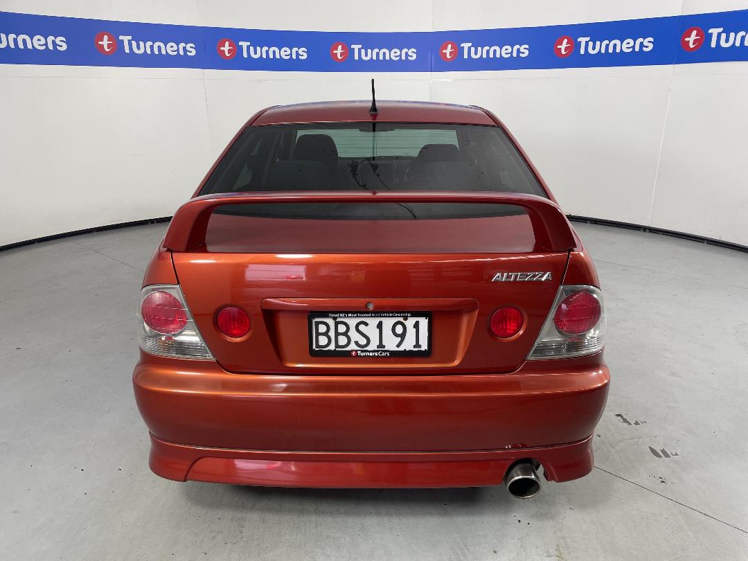 Photo '6' of Toyota Altezza