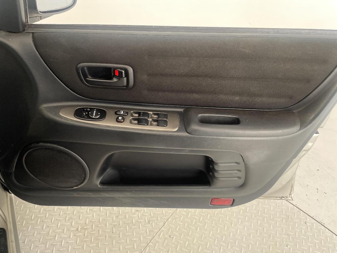 Photo '15' of Toyota Altezza