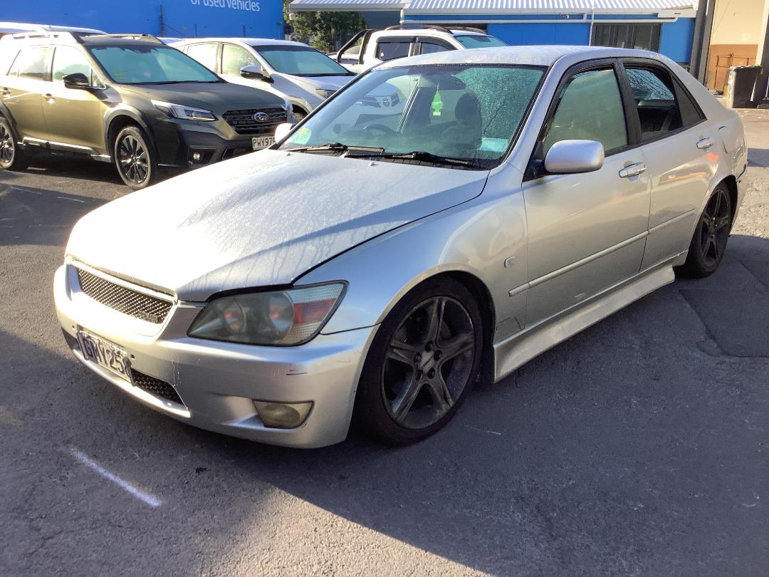 Photo '2' of Toyota Altezza