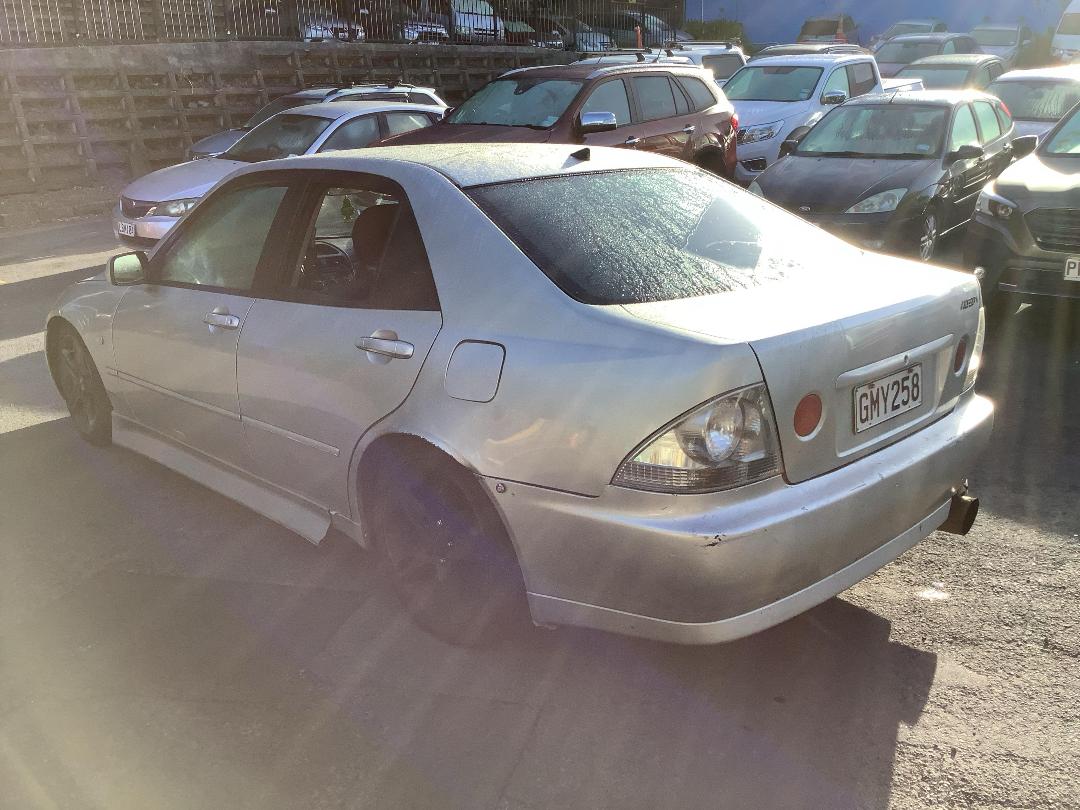 Photo '3' of Toyota Altezza