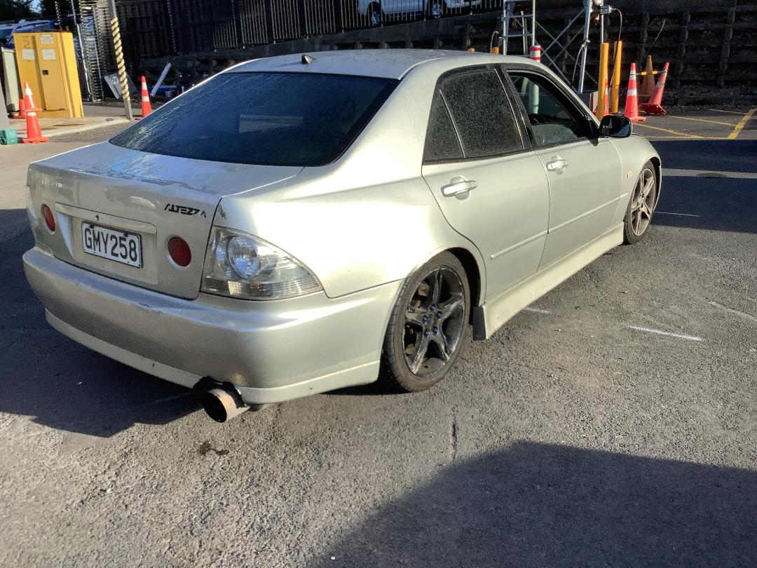 Photo '4' of Toyota Altezza