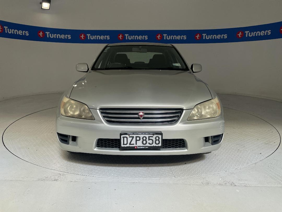 Photo '2' of Toyota Altezza Photo '2' of Toyota Altezza