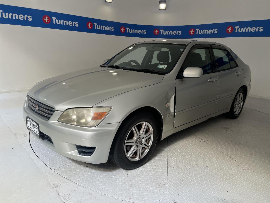 Photo '4' of Toyota Altezza Photo '4' of Toyota Altezza