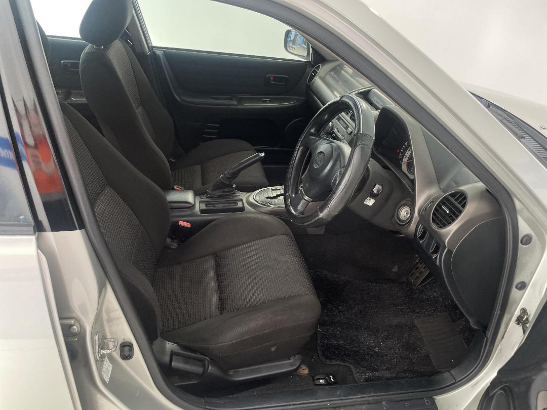 Photo '16' of Toyota Altezza Photo '16' of Toyota Altezza