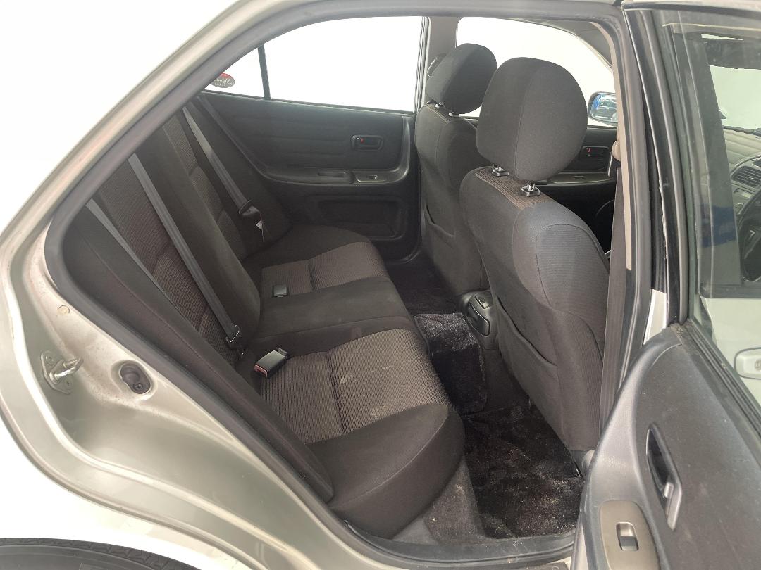 Photo '20' of Toyota Altezza Photo '20' of Toyota Altezza