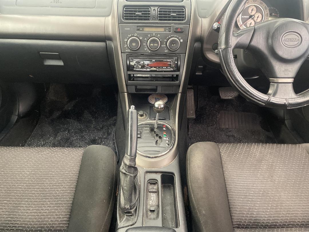 Photo '18' of Toyota Altezza Photo '18' of Toyota Altezza