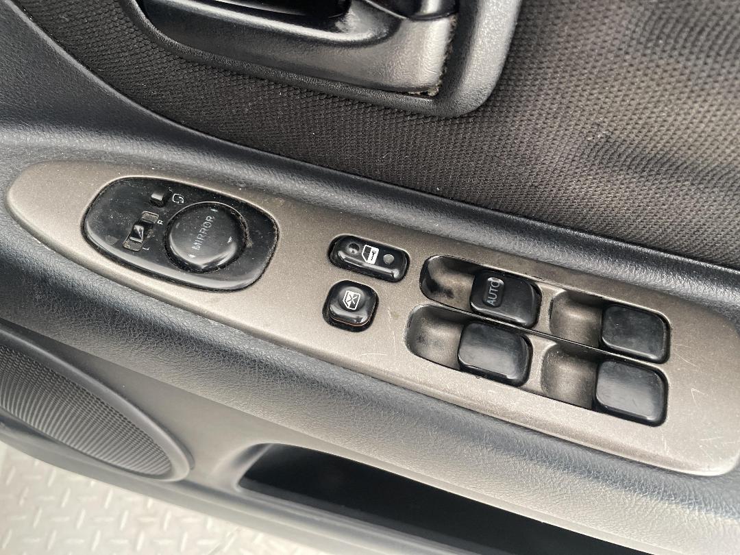 Photo '23' of Toyota Altezza Photo '23' of Toyota Altezza