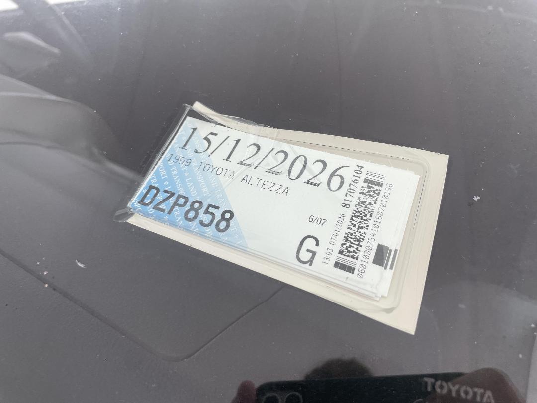 Photo '30' of Toyota Altezza Photo '30' of Toyota Altezza