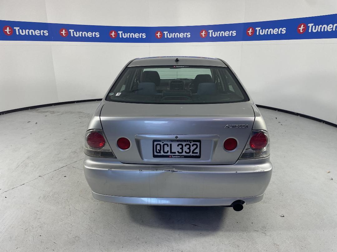 Photo '6' of Toyota Altezza Photo '6' of Toyota Altezza