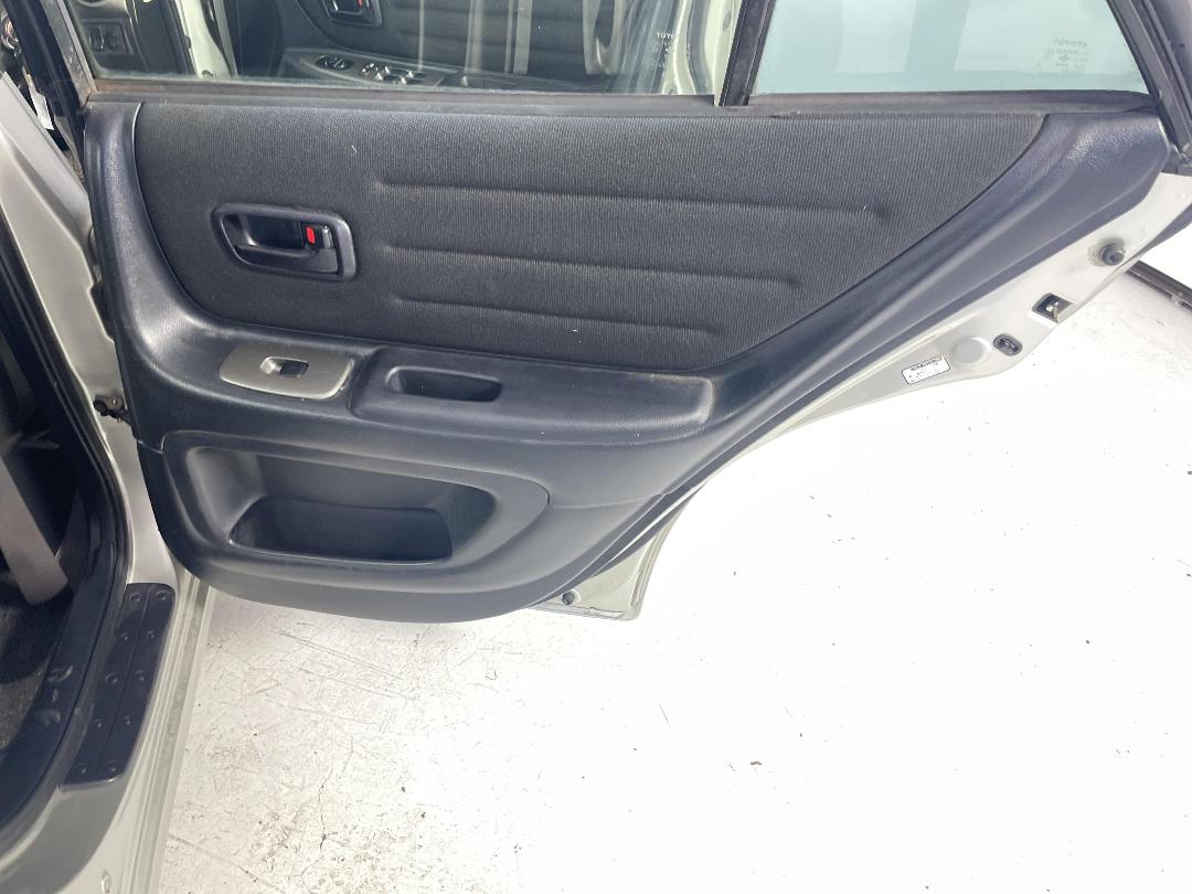 Photo '19' of Toyota Altezza Photo '19' of Toyota Altezza