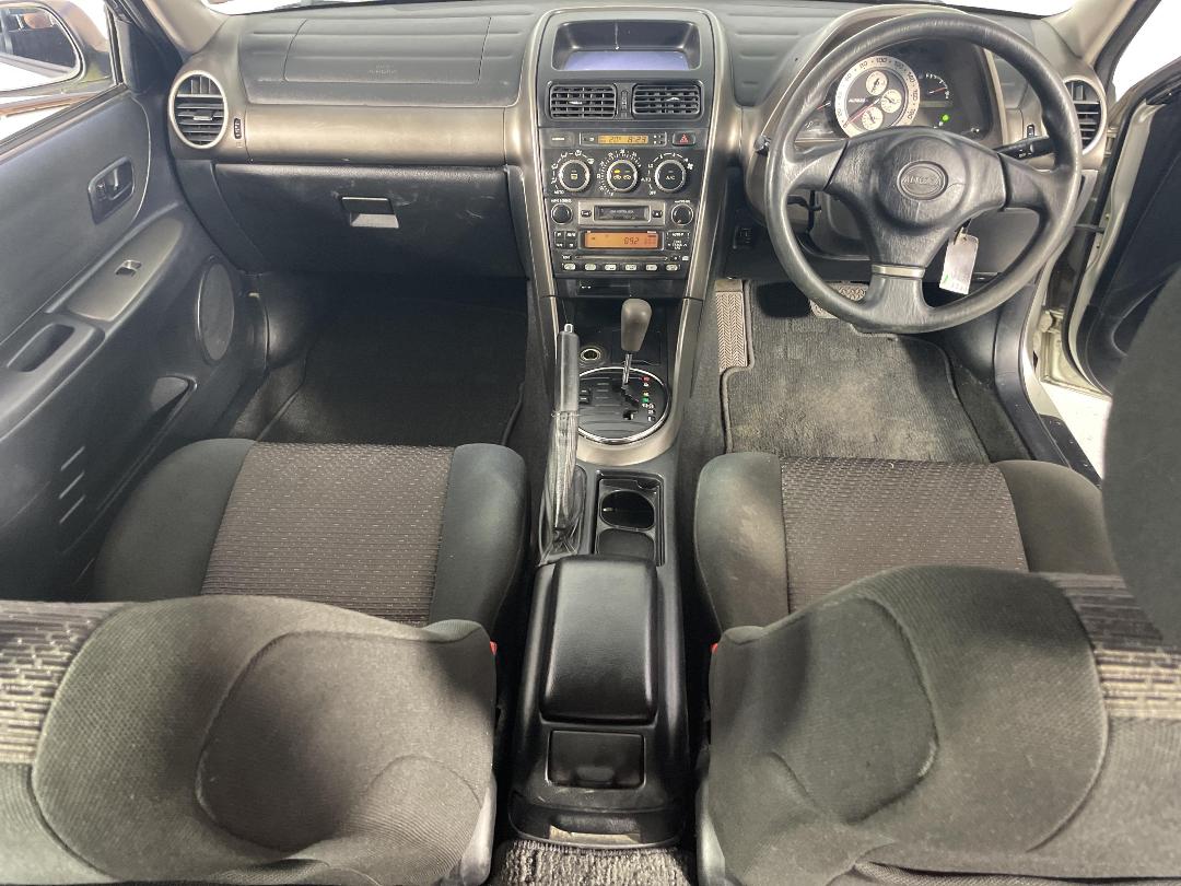 Photo '18' of Toyota Altezza Photo '18' of Toyota Altezza