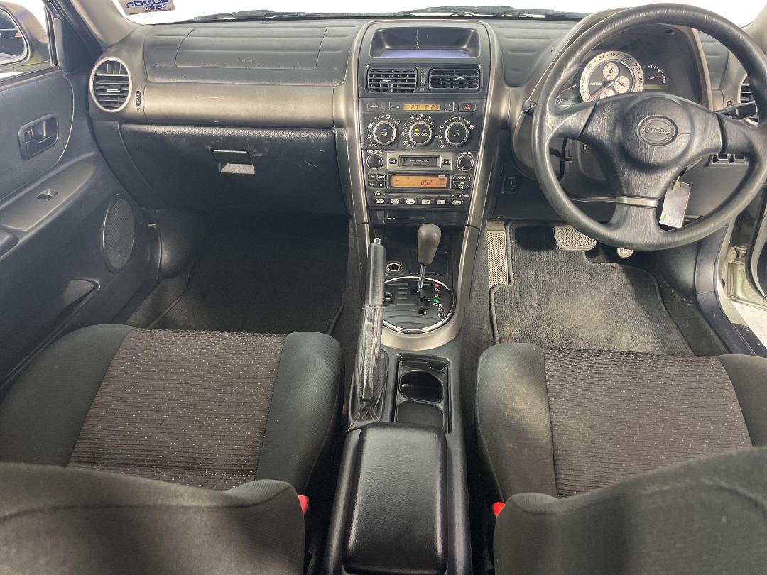 Photo '17' of Toyota Altezza Photo '17' of Toyota Altezza