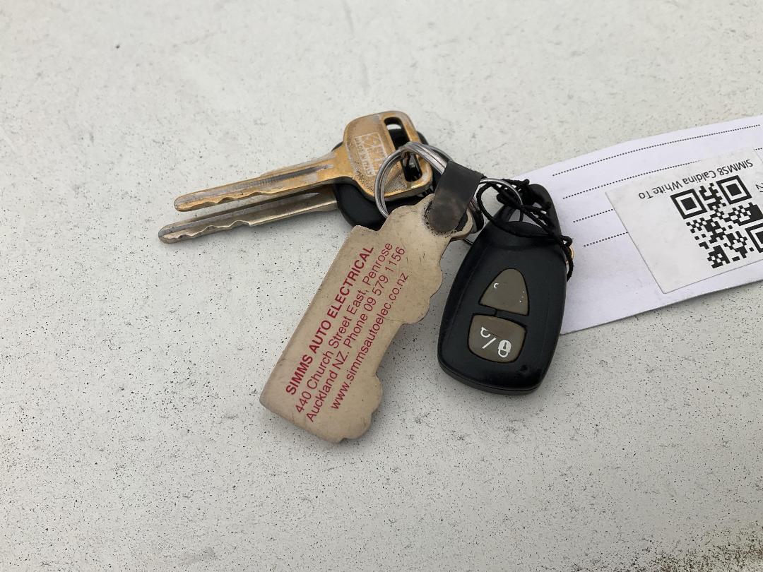 Photo '13' of Toyota Caldina UL Photo '13' of Toyota Caldina UL