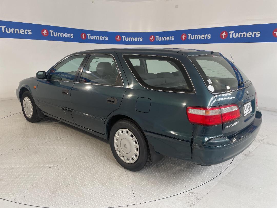 Photo '5' of Toyota Camry