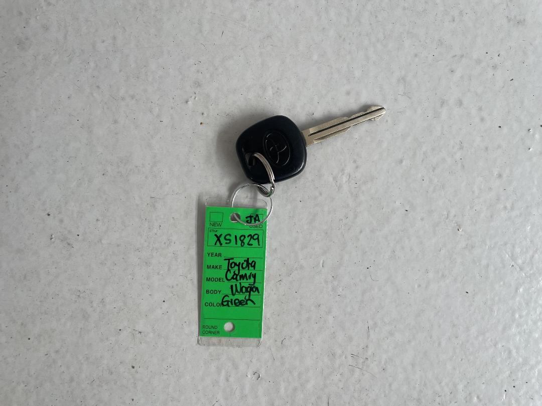 Photo '22' of Toyota Camry