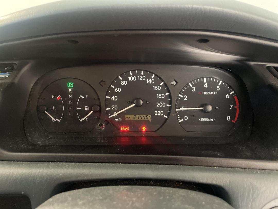 Photo '21' of Toyota Camry