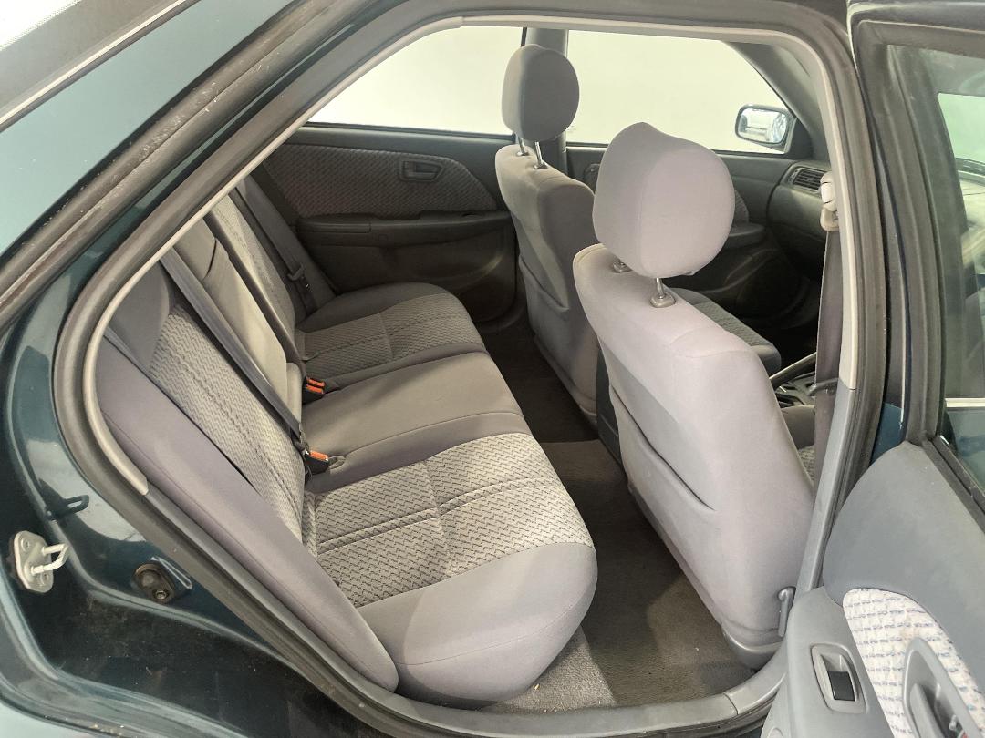 Photo '20' of Toyota Camry