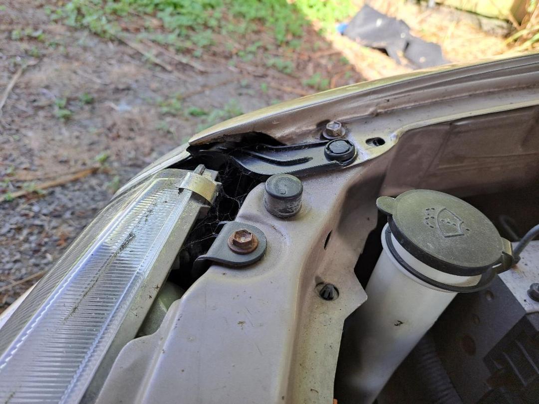 Photo '19' of Toyota Camry GLX