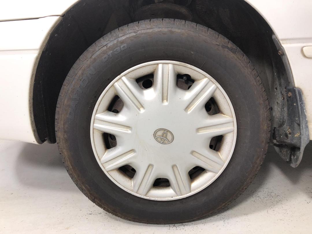 Photo '10' of Toyota Camry