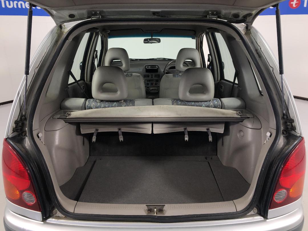 Photo '14' of Toyota Corolla Photo '14' of Toyota Corolla