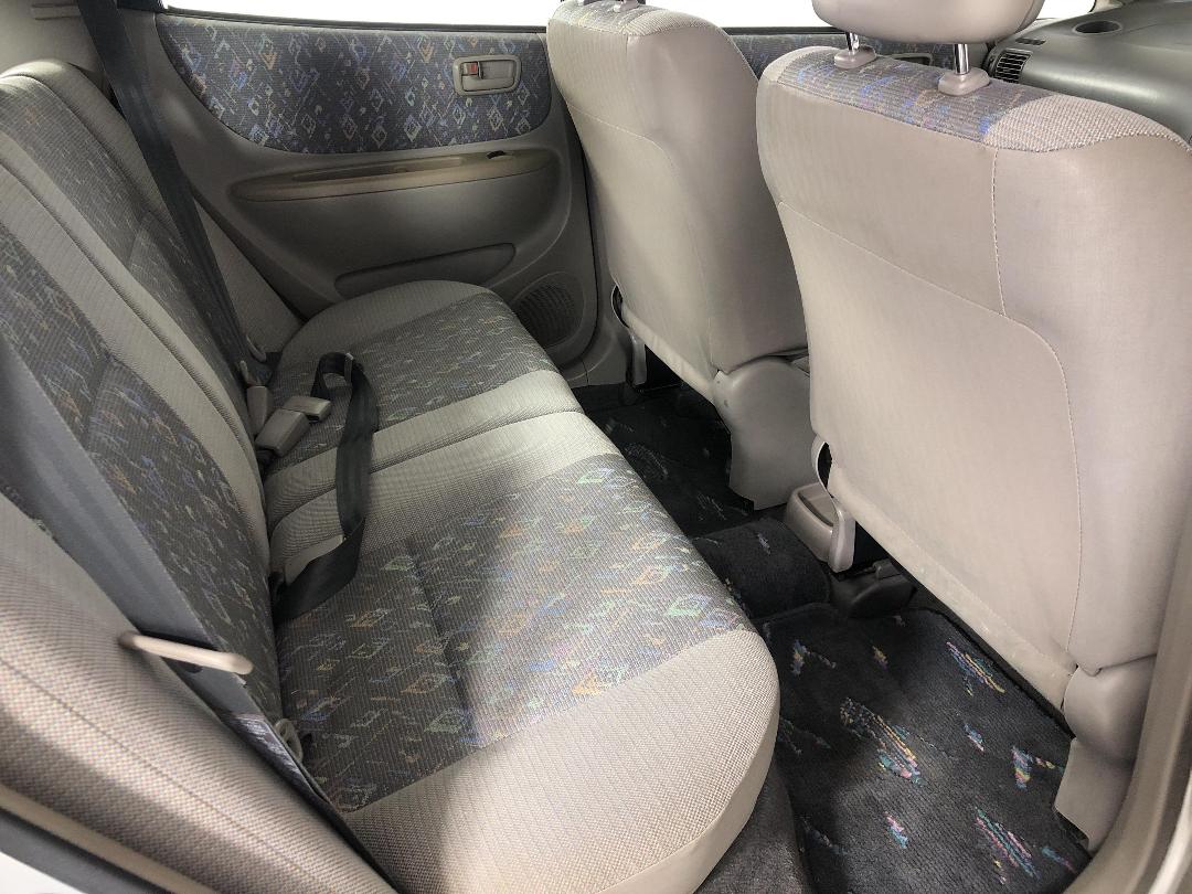 Photo '20' of Toyota Corolla Photo '20' of Toyota Corolla