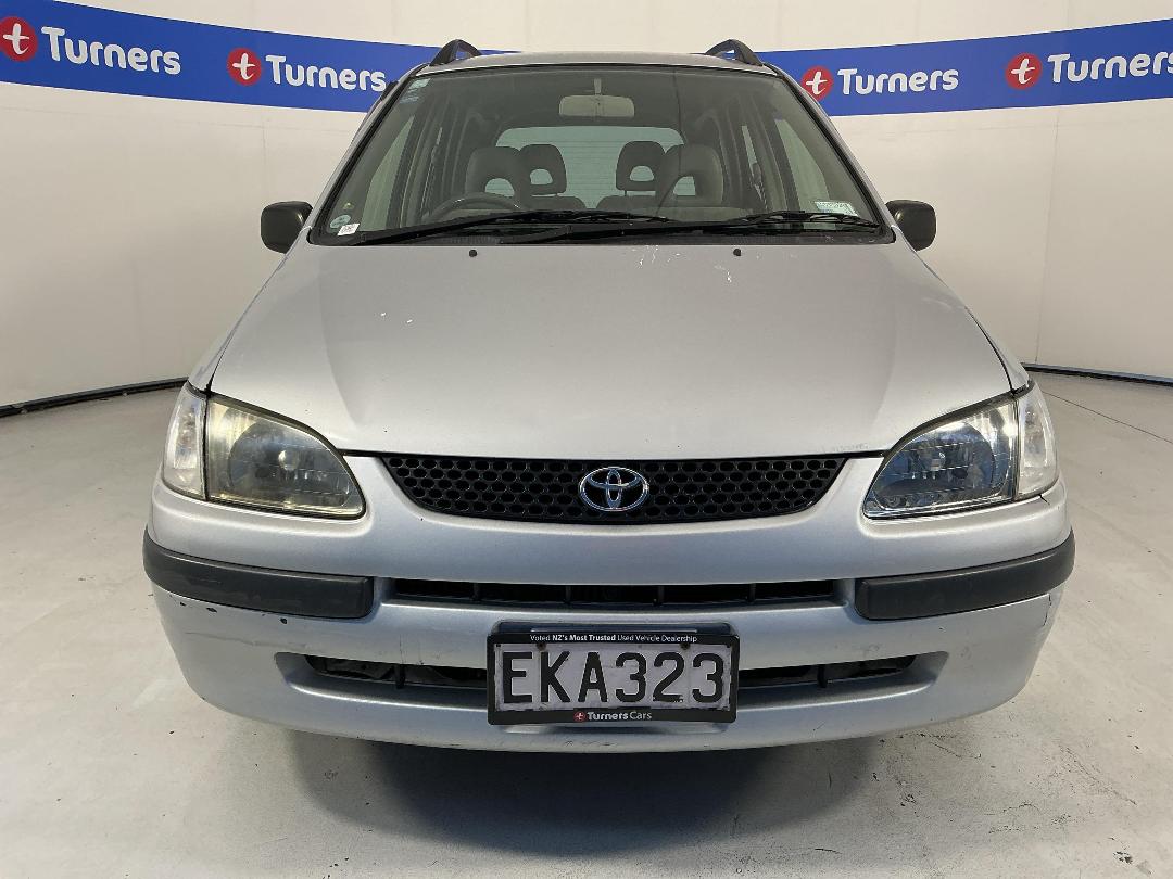 Photo '2' of Toyota Corolla
