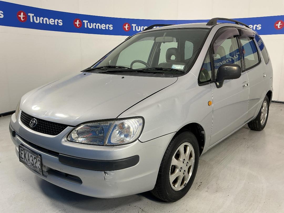 Photo '4' of Toyota Corolla