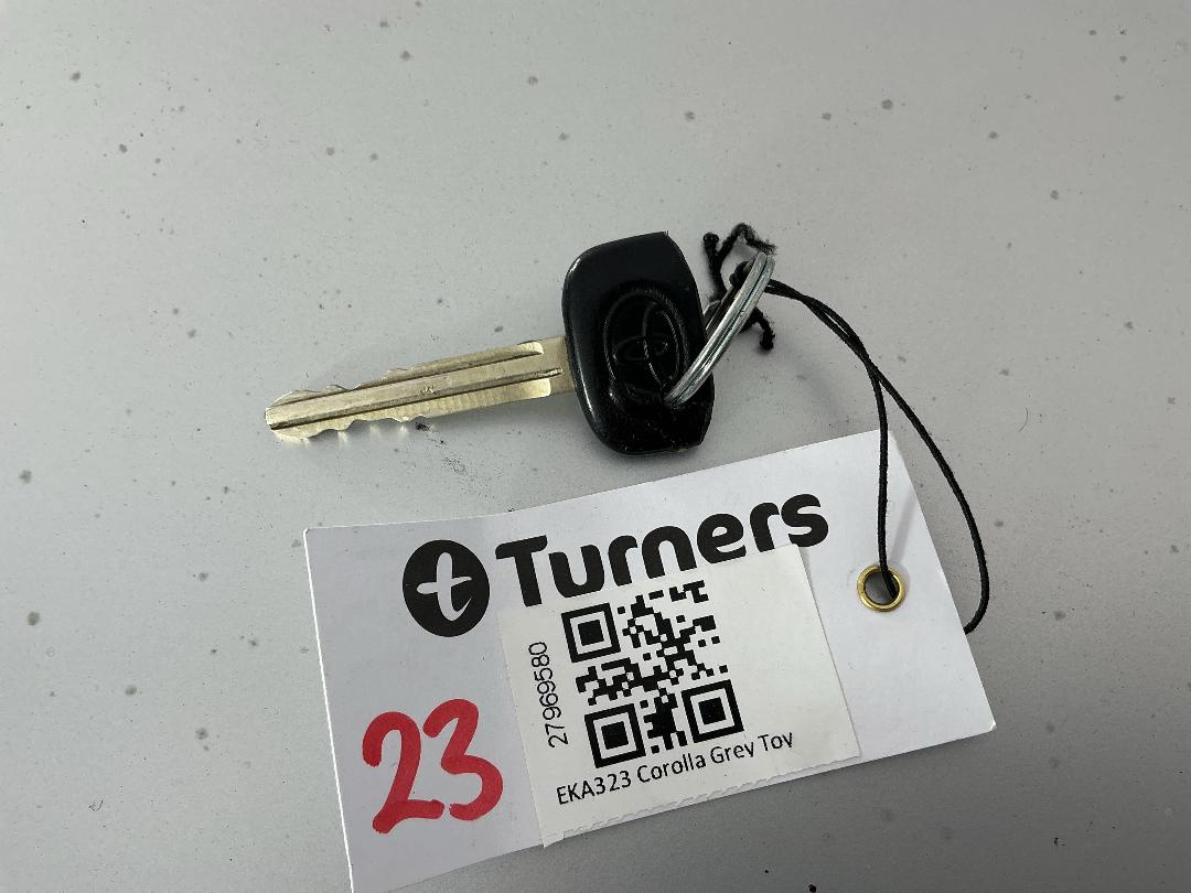 Photo '22' of Toyota Corolla