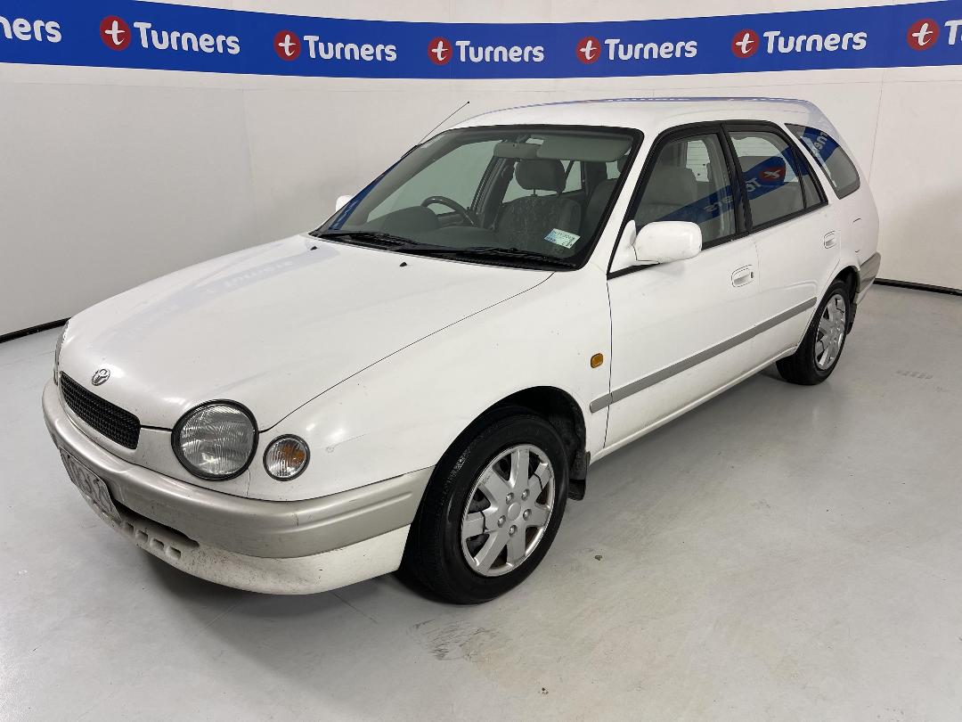 Photo '4' of Toyota Corolla Photo '4' of Toyota Corolla