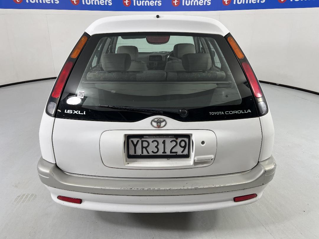 Photo '6' of Toyota Corolla Photo '6' of Toyota Corolla