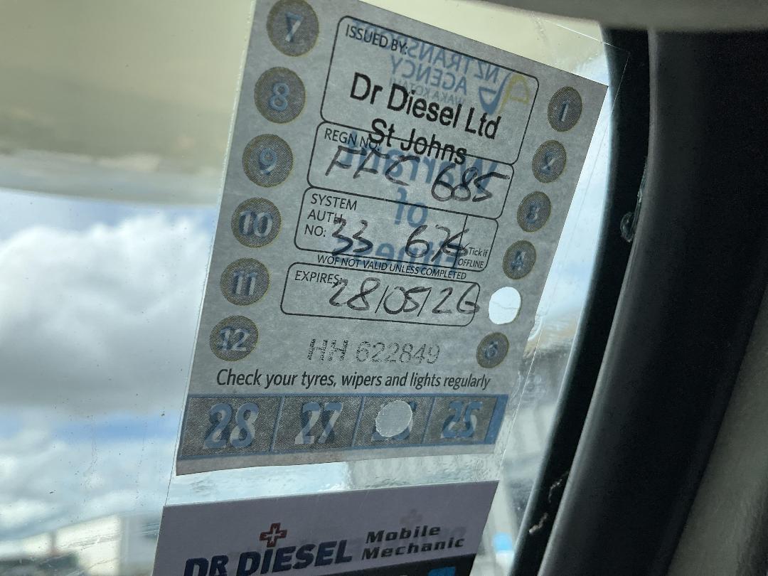 Photo '37' of Toyota Dyna Motorhome