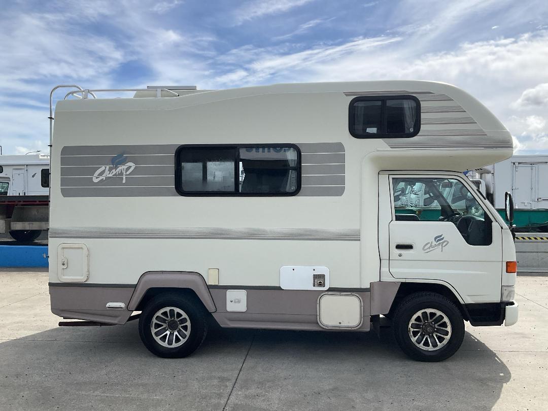 Photo '2' of Toyota Dyna Motorhome