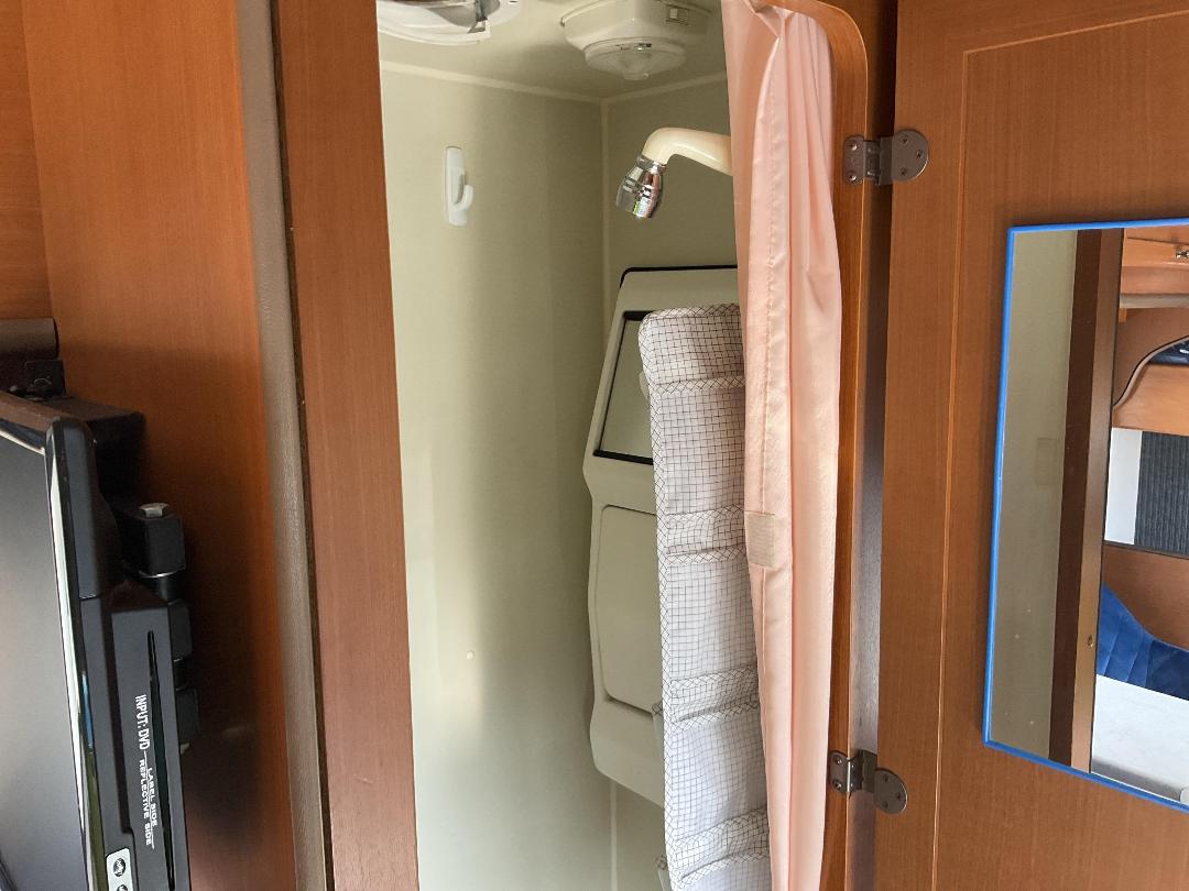 Photo '23' of Toyota Dyna Motorhome