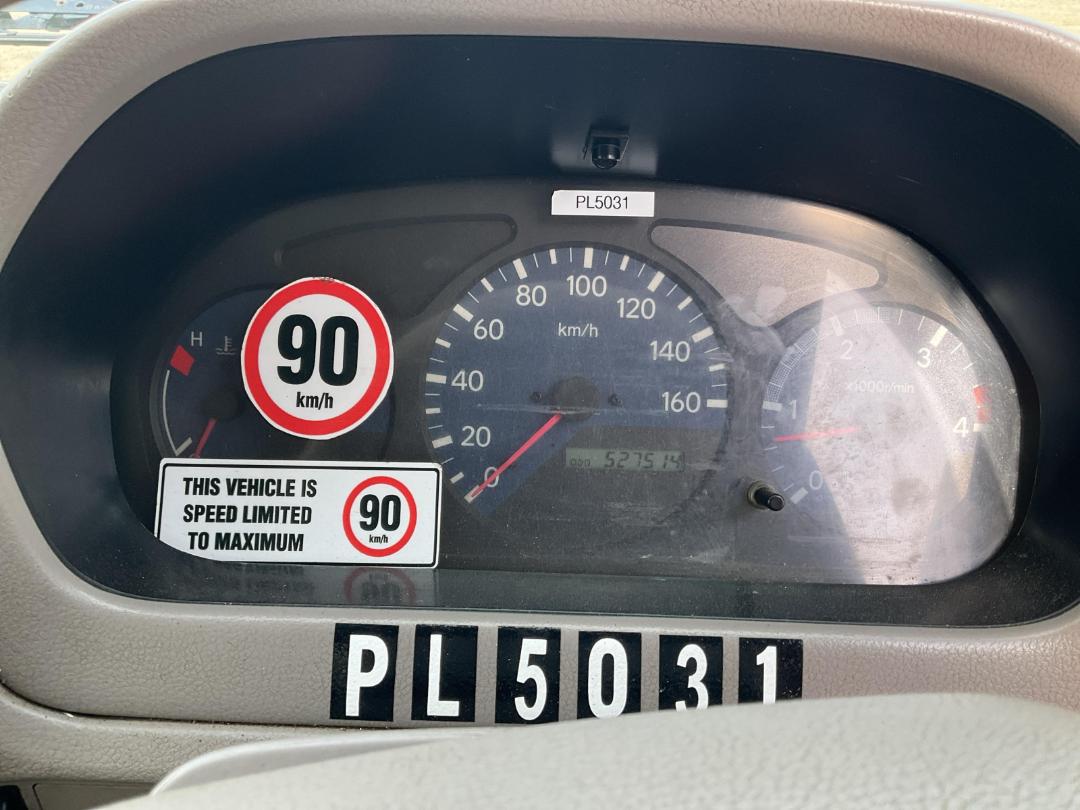 Photo '12' of Toyota Dyna XZU307 4X2 Bottle Body Photo '12' of Toyota Dyna XZU307 4X2 Bottle Body