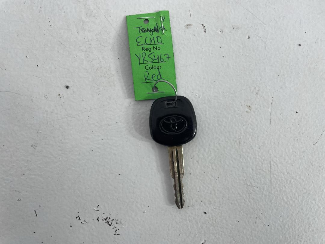 Photo '21' of Toyota Echo