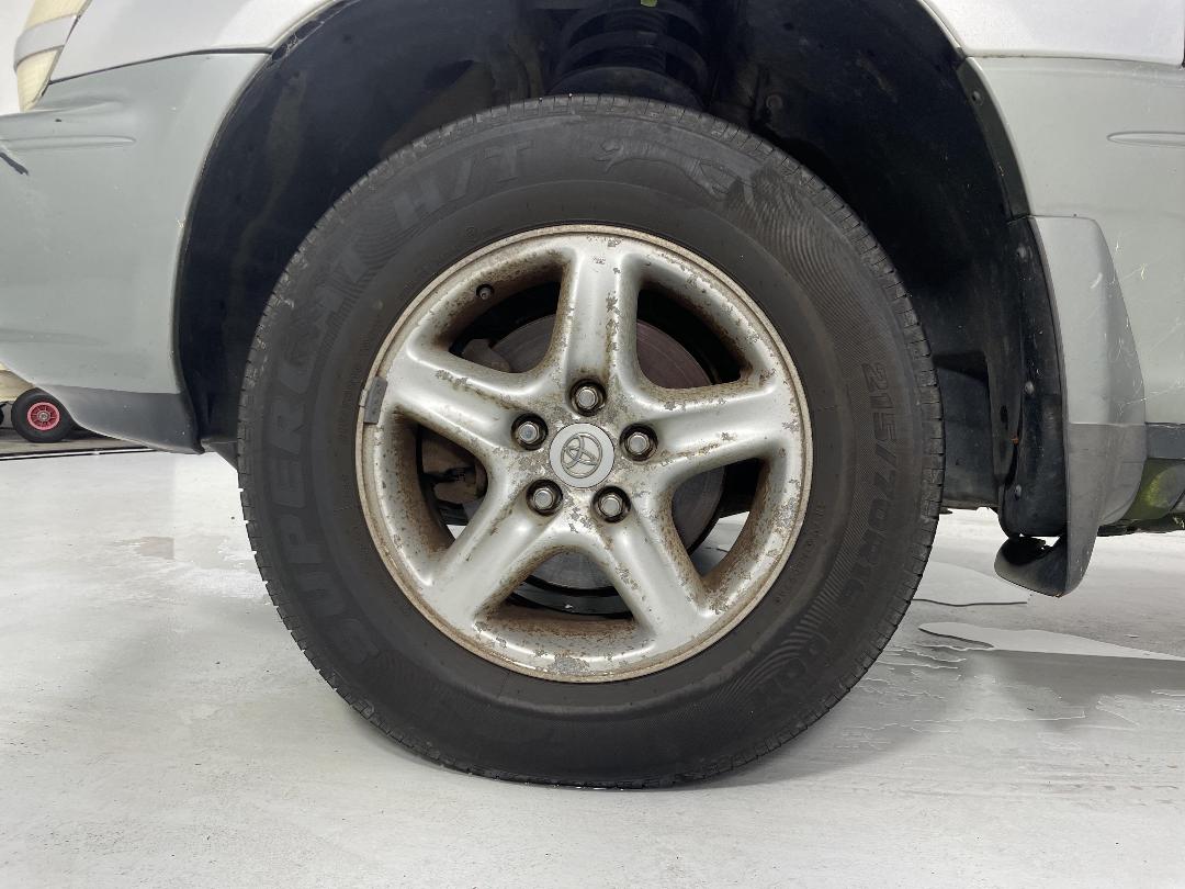 Photo '8' of Toyota Harrier