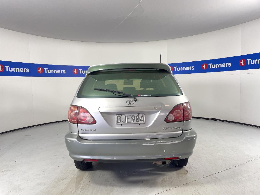 Photo '5' of Toyota Harrier