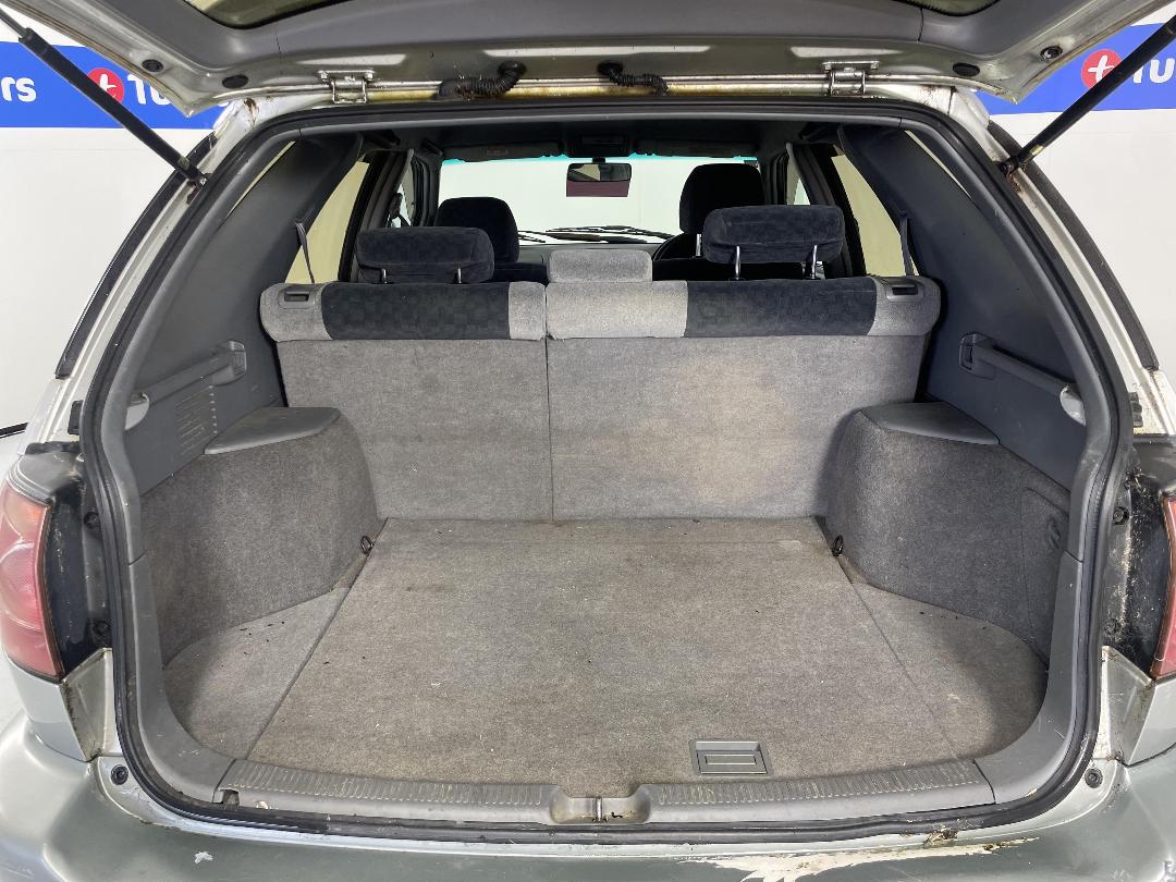 Photo '12' of Toyota Harrier