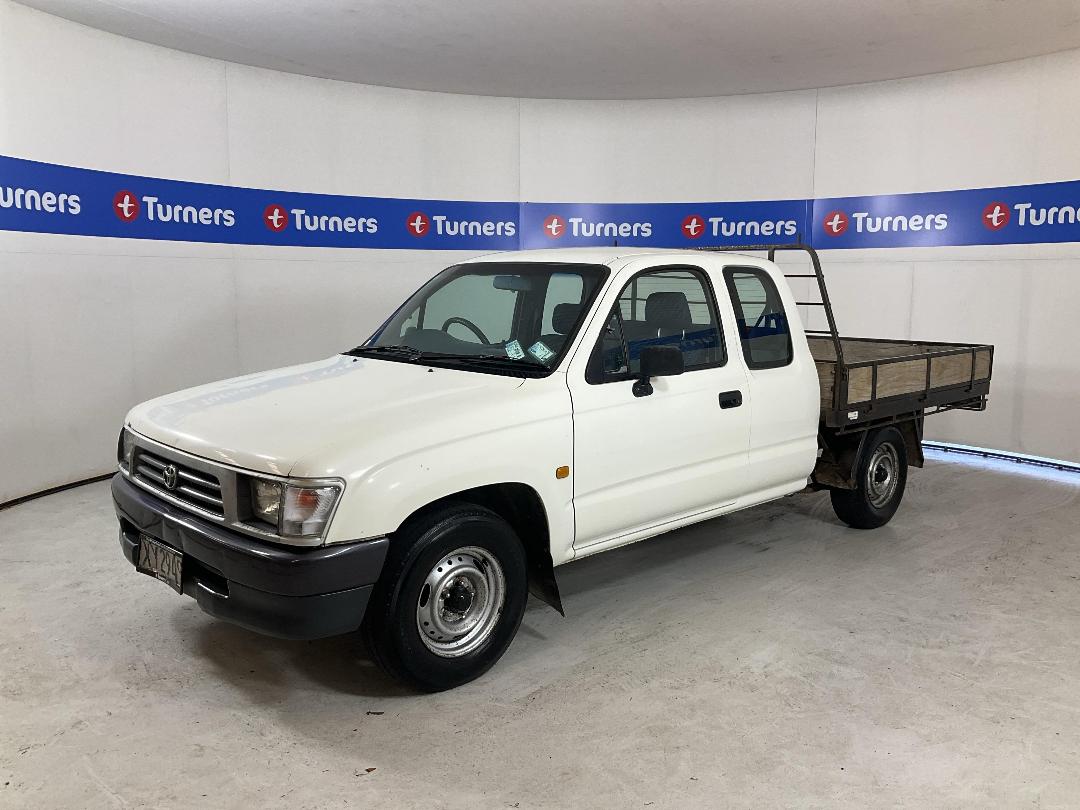 Photo '4' of Toyota Hilux