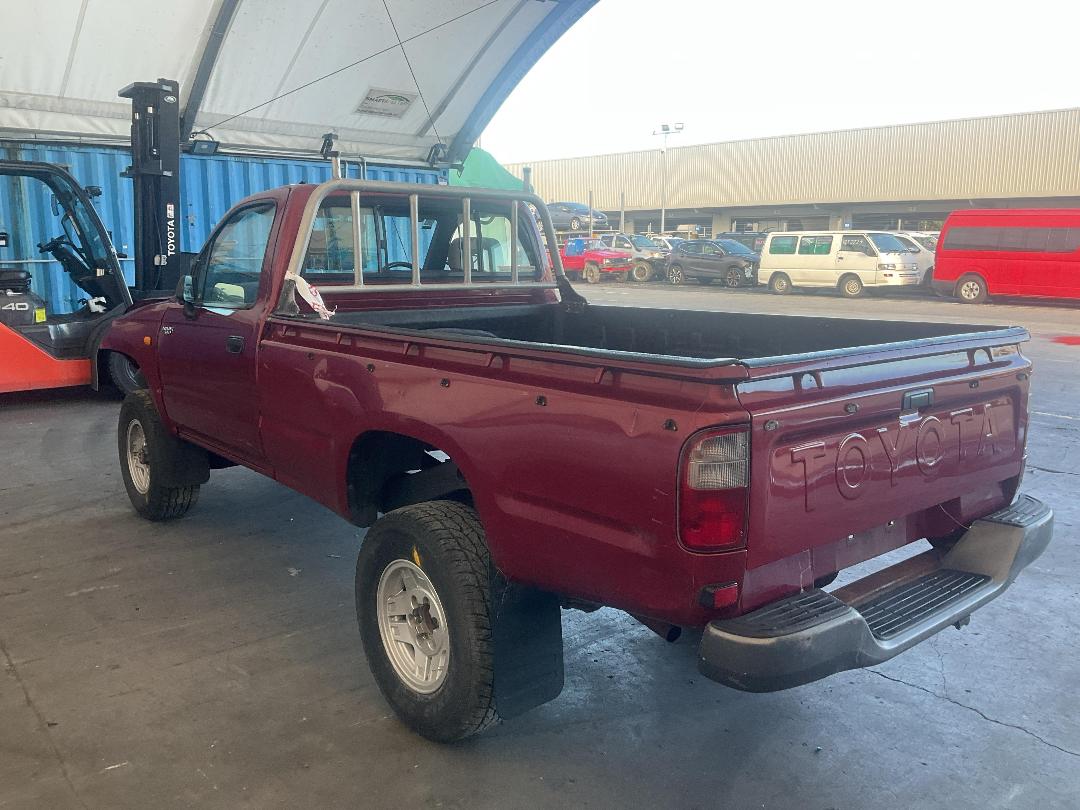 Photo '16' of Toyota Hilux S/C Photo '16' of Toyota Hilux S/C