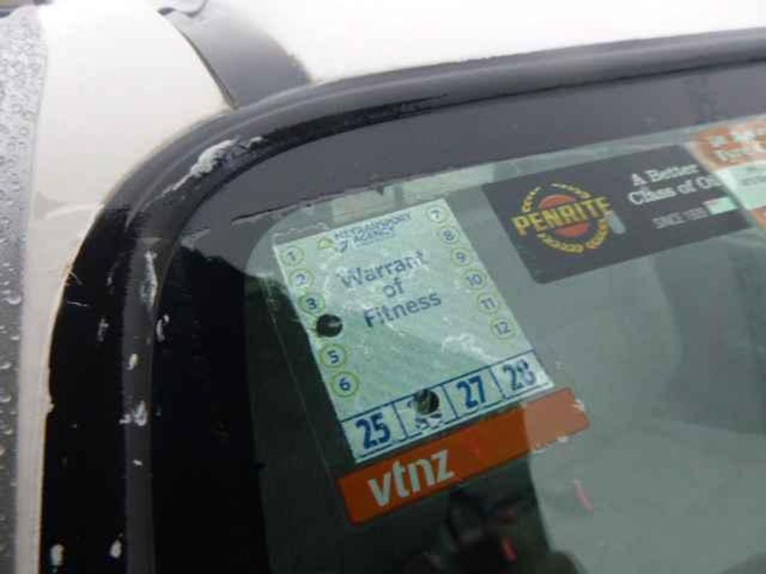 Photo '10' of Toyota Hilux S/C C/C