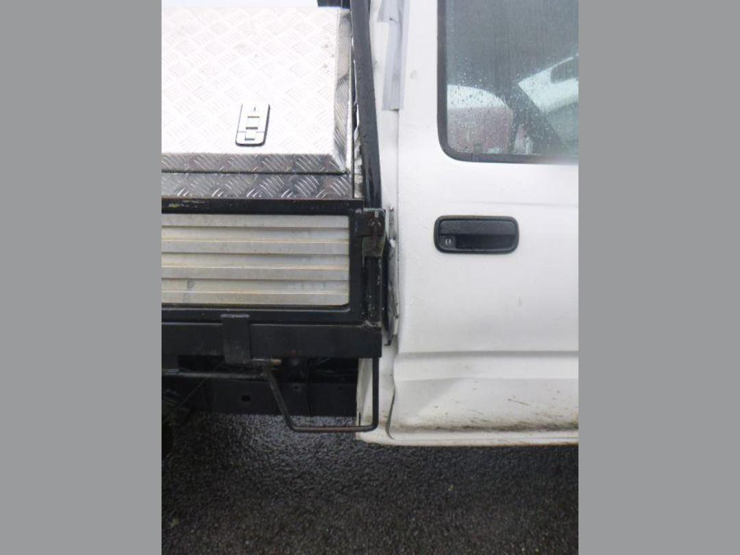 Photo '4' of Toyota Hilux S/C C/C