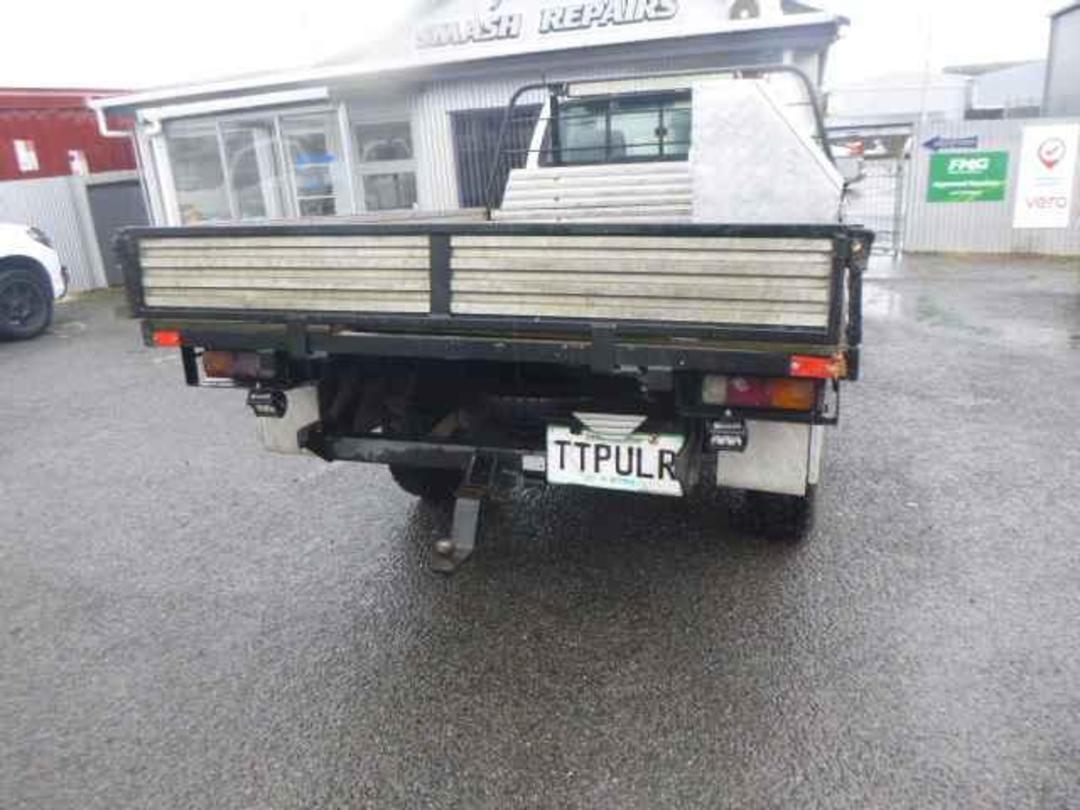 Photo '6' of Toyota Hilux S/C C/C