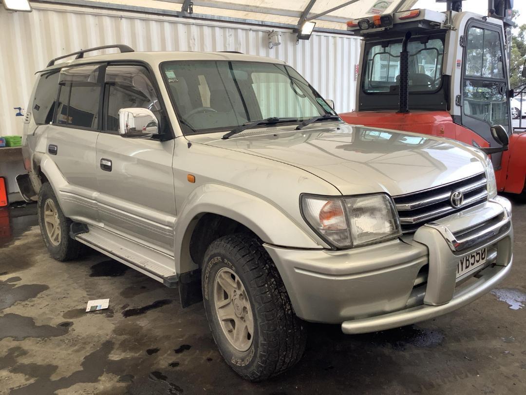 Photo '5' of Toyota Landcruiser Prado Photo '5' of Toyota Landcruiser Prado