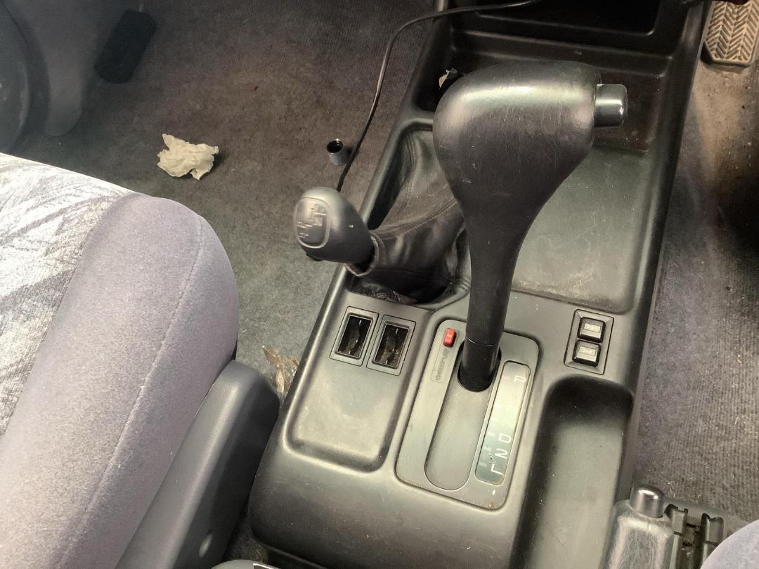 Photo '15' of Toyota Landcruiser Prado Photo '15' of Toyota Landcruiser Prado