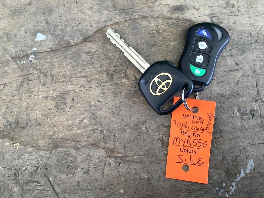 Photo '17' of Toyota Landcruiser Prado Photo '17' of Toyota Landcruiser Prado