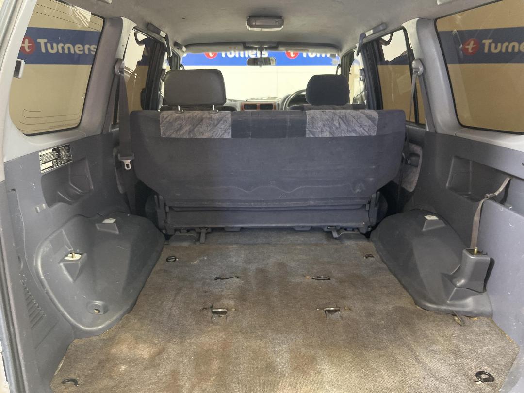 Photo '14' of Toyota Landcruiser Prado