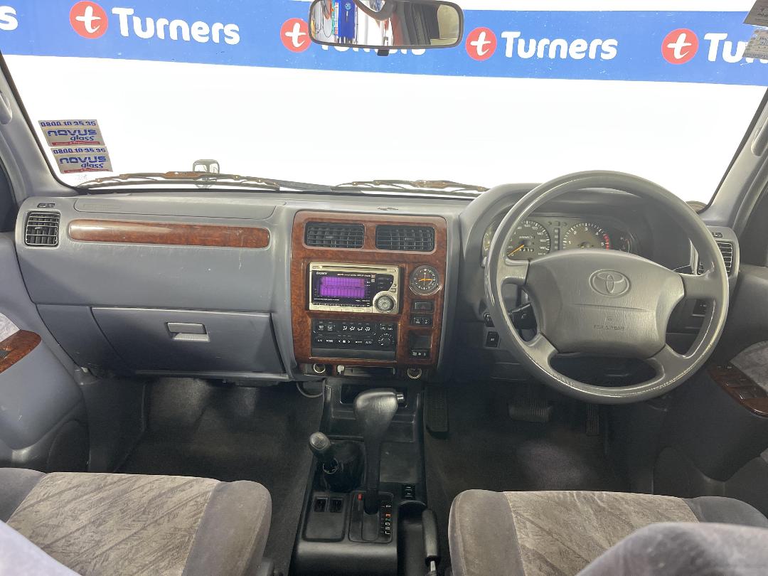 Photo '17' of Toyota Landcruiser Prado